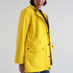I AM Patterns Jacques Patron Couture Cire Jaune Classique Manteau Pluie Zoom Angle