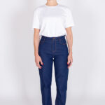 Tapered leg cut jeans trousers Sunshine sewing pattern