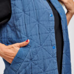 I AM Hathor women sewing pattern easy sleeveless buttoned vest with collar