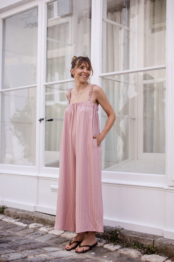 Patron de couture Combi-pantalon I AM Daisy rose rayée